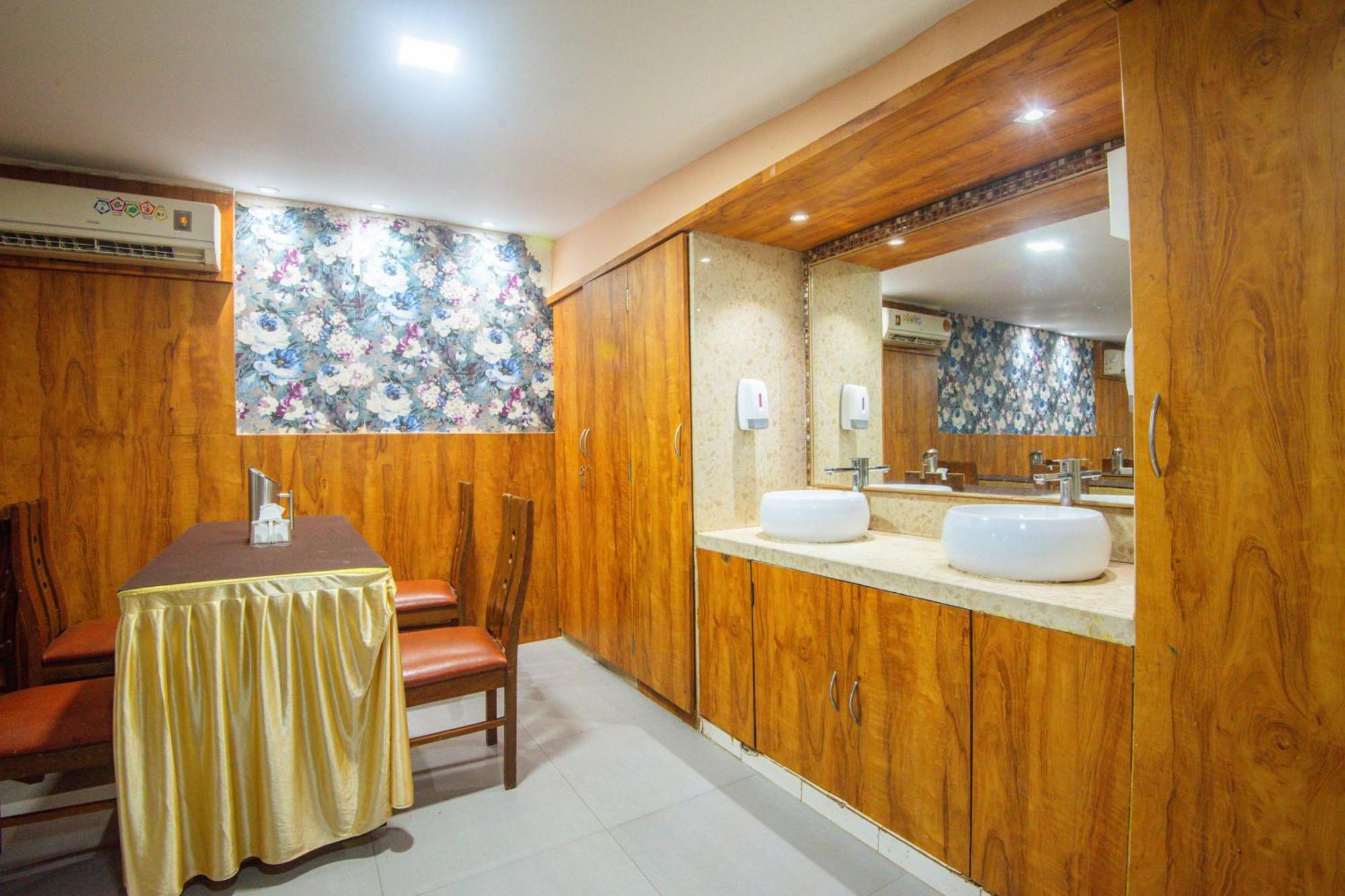 Treebo Anam International Hotel Mumbai Exterior photo
