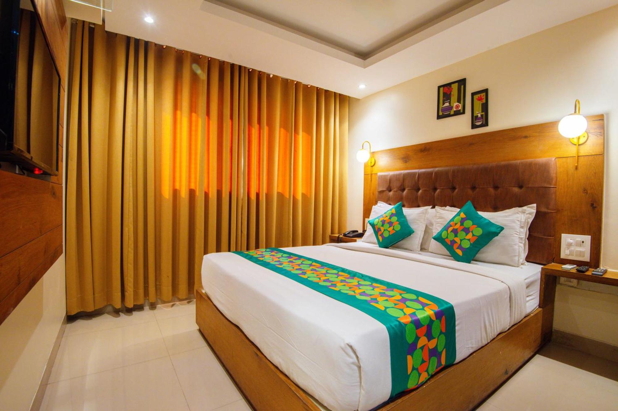 Treebo Anam International Hotel Mumbai Exterior photo