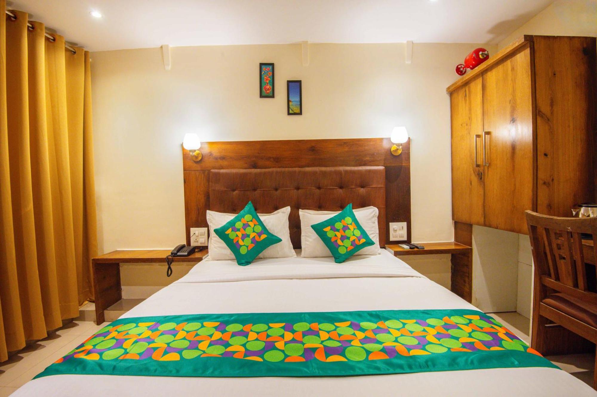 Treebo Anam International Hotel Mumbai Exterior photo